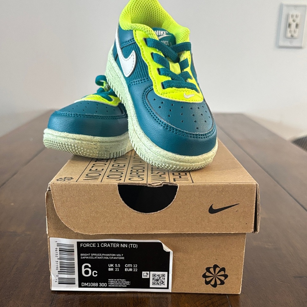 Nike Kids Force 1 Crater Sneakers - Teal and Lime